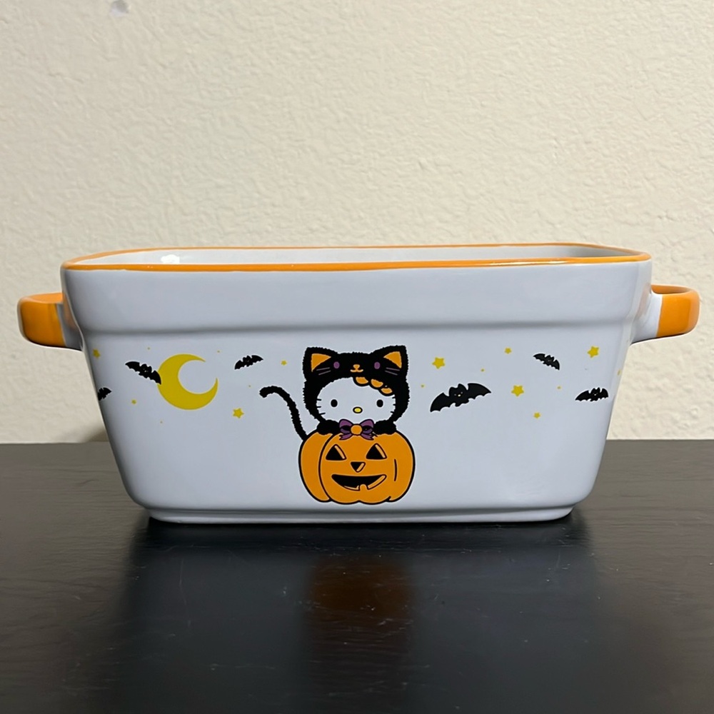 Hello Kitty Halloween Zrike Brands Baking Bread Dish Black Cat 10” x 4” NEW